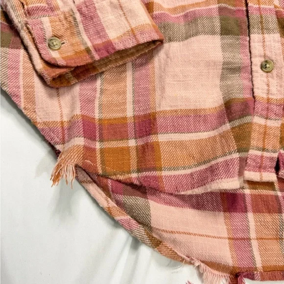 American Eagle distressed flannel - Picture 5 of 7